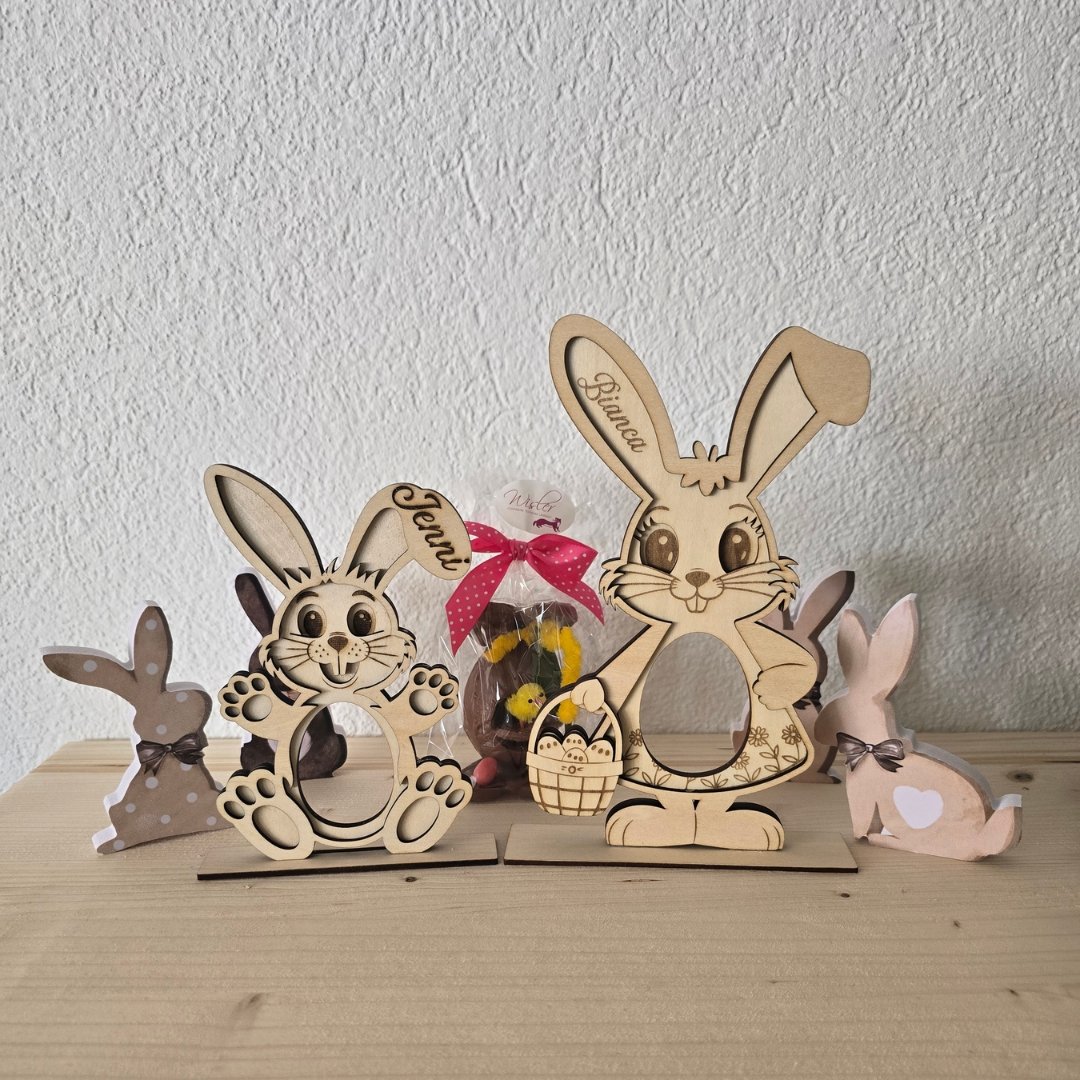 Personalisierter Osterhase aus Holz mit Namen